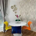 Appartement Moderne Mit 2 Balkonen, Self Check-in, Parking