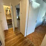 Moderne Mit 2 Balkonen, Self Check-in, Parking * Грац