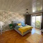 Moderne Mit 2 Balkonen, Self Check-in, Parking Апартаменти