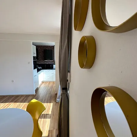 Appartement Moderne Mit 2 Balkonen, Self Check-in Graz