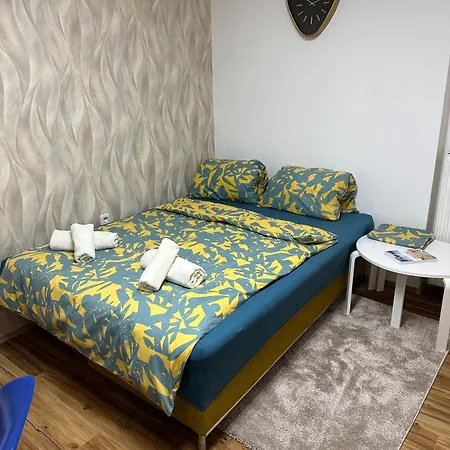 Lejlighed Moderne Mit 2 Balkonen, Self Check-in, Parking *